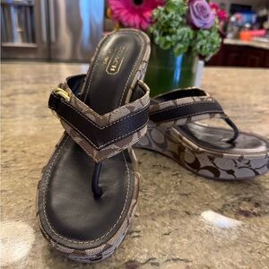 🤎 Coach Signature Canvas Wedge Sandals | Size 8 🤎